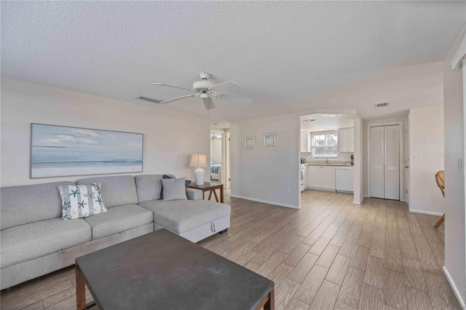 Image 40 of 65 For 6150 Midnight Pass Road Unit 10 A&