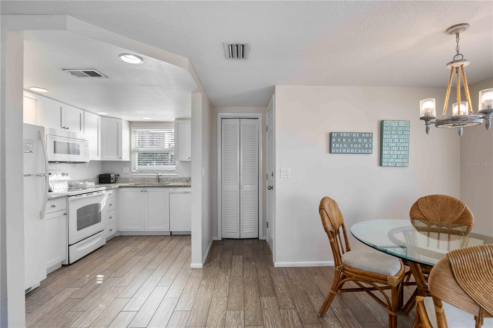 Image 41 of 65 For 6150 Midnight Pass Road Unit 10 A&
