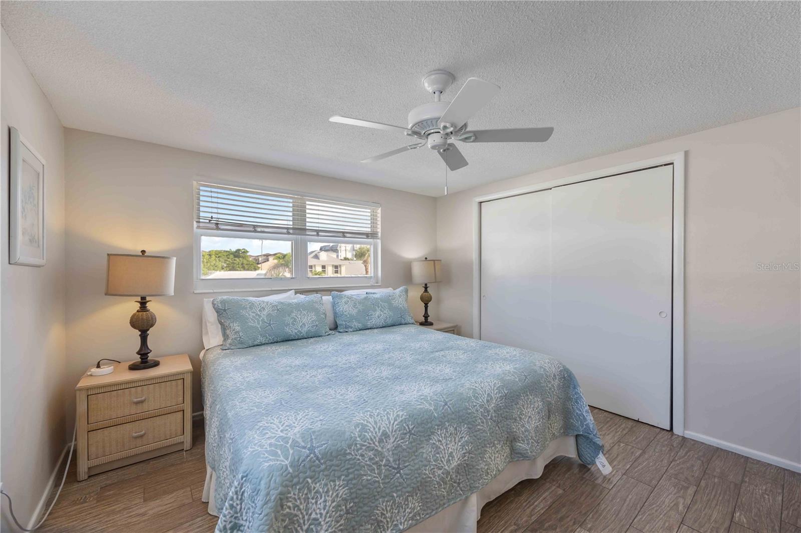 Image 48 of 65 For 6150 Midnight Pass Road Unit 10 A&