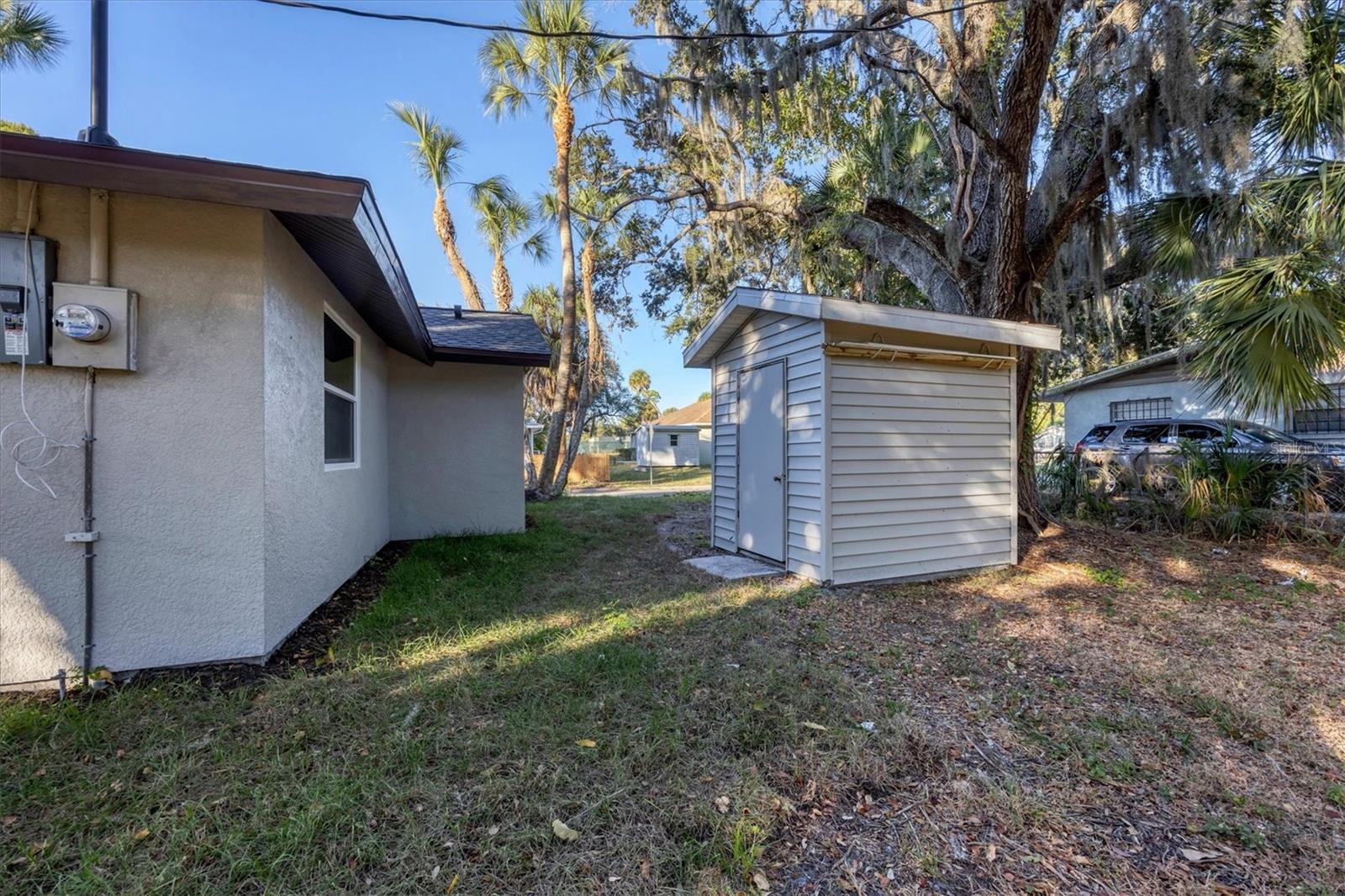 Image 22 of 26 For 3058 Palmadelia Avenue