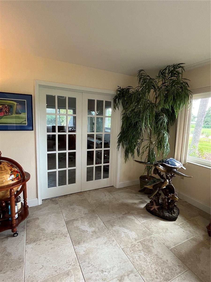 Image 16 of 52 For 3337 Spring Mill Circle