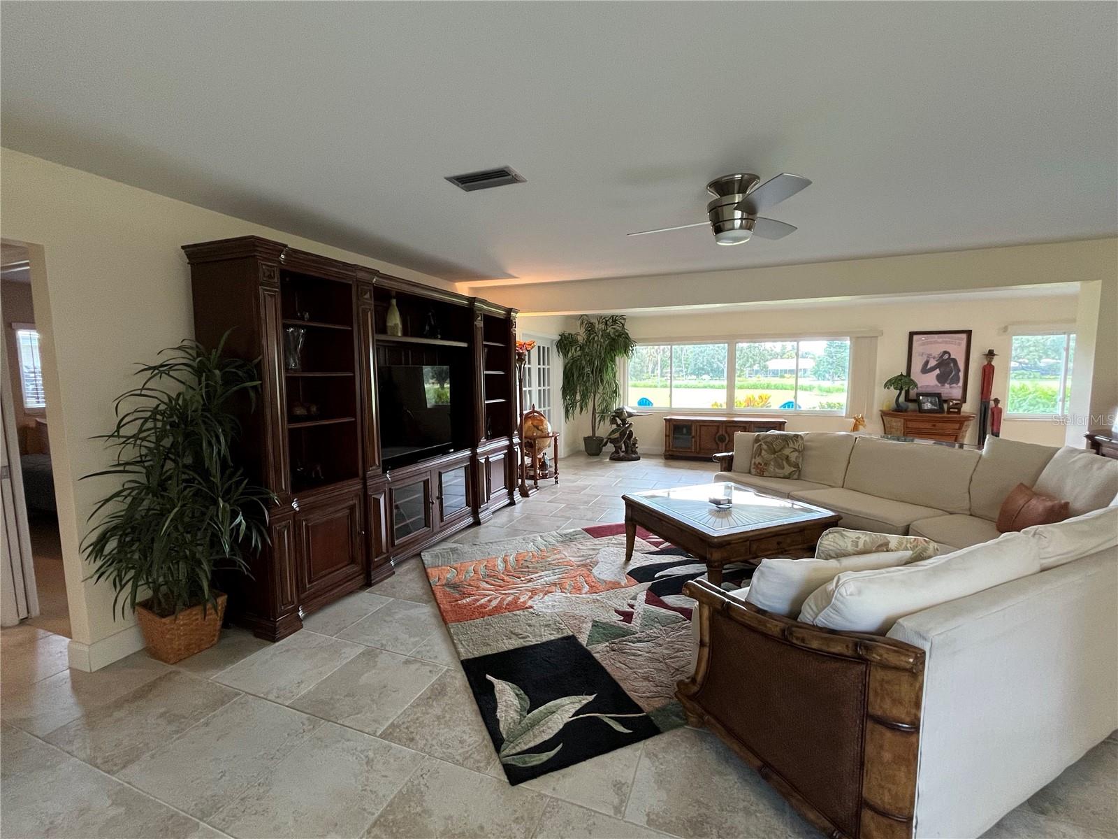 Image 9 of 52 For 3337 Spring Mill Circle