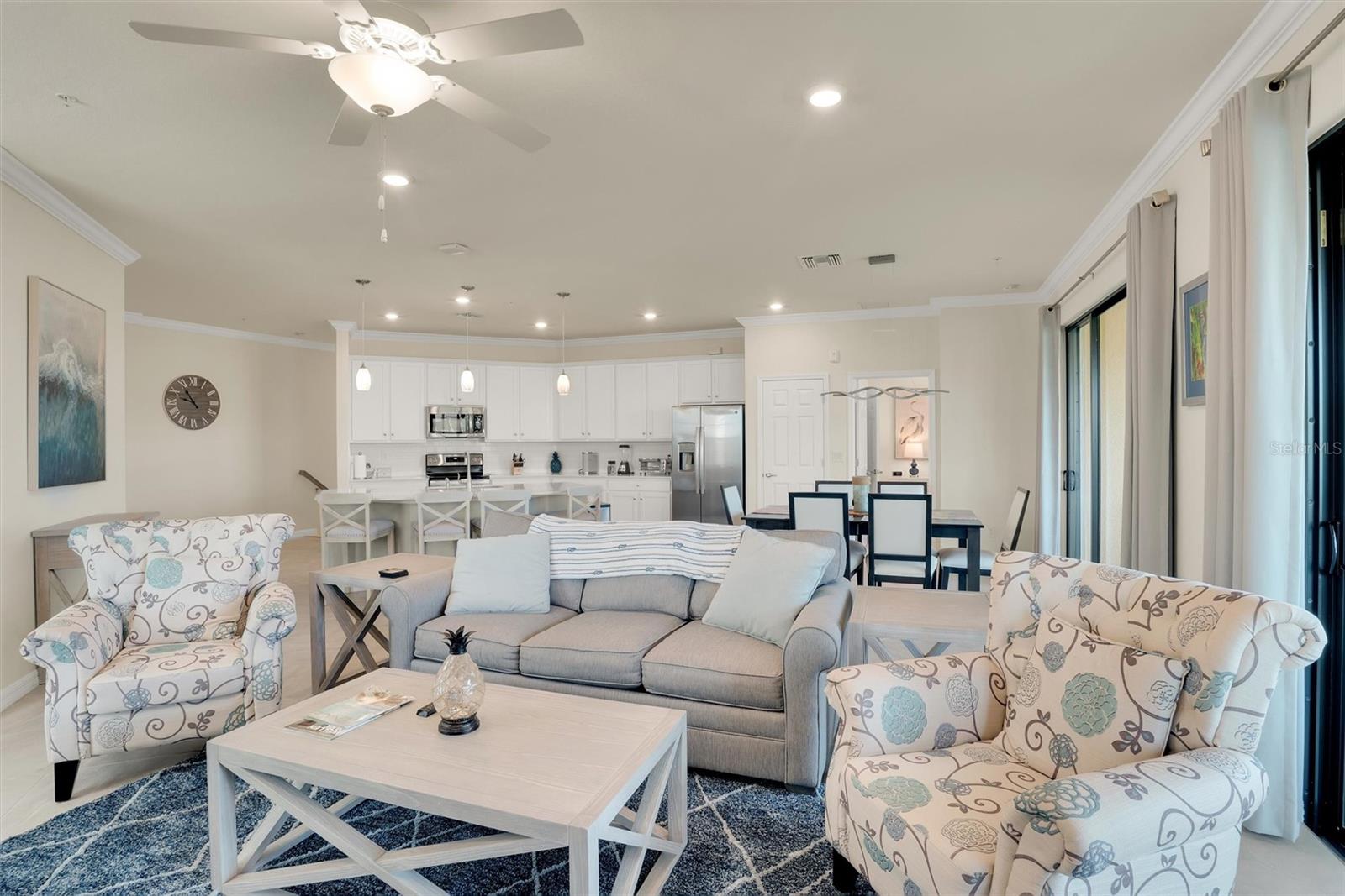 Image 14 of 33 For 10042 Crooked Creek Drive 203