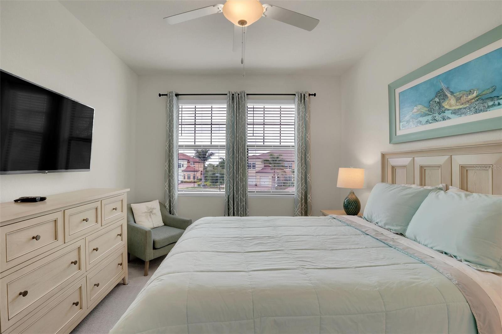 Image 24 of 33 For 10042 Crooked Creek Drive 203