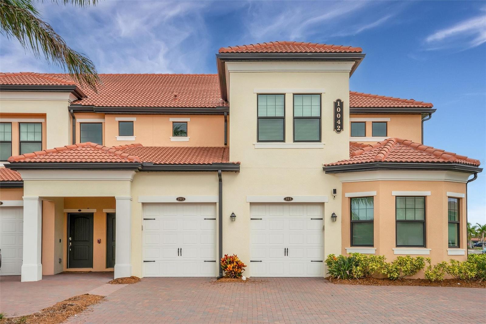 Image 31 of 33 For 10042 Crooked Creek Drive 203