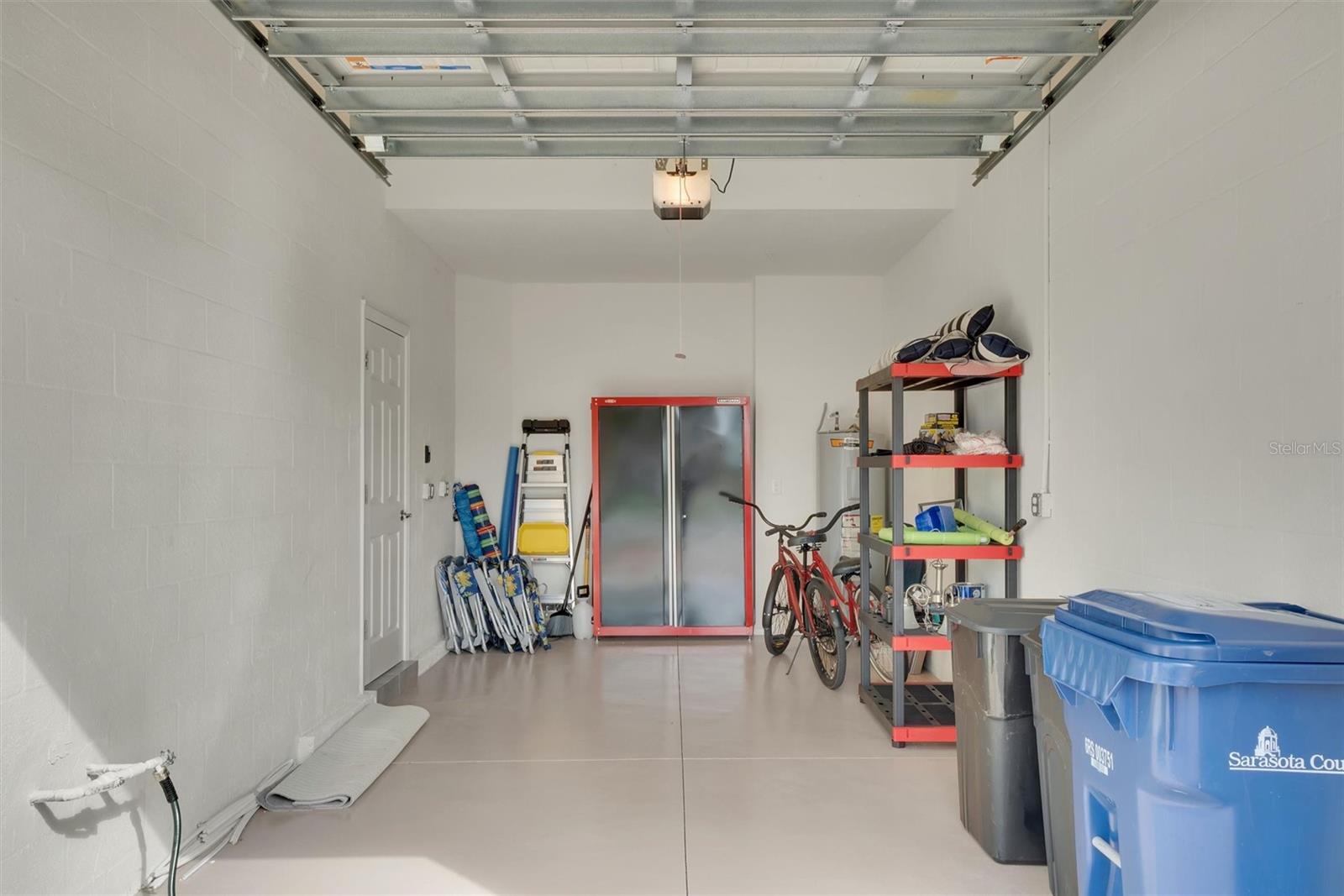 Image 4 of 33 For 10042 Crooked Creek Drive 203