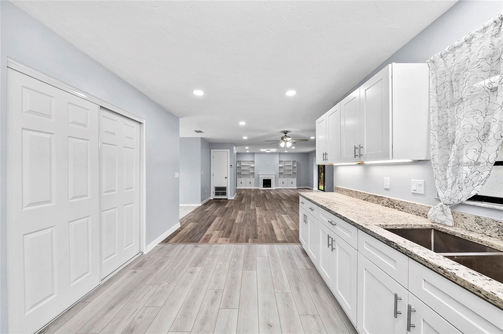 Image 27 of 62 For 6423 95th Street E