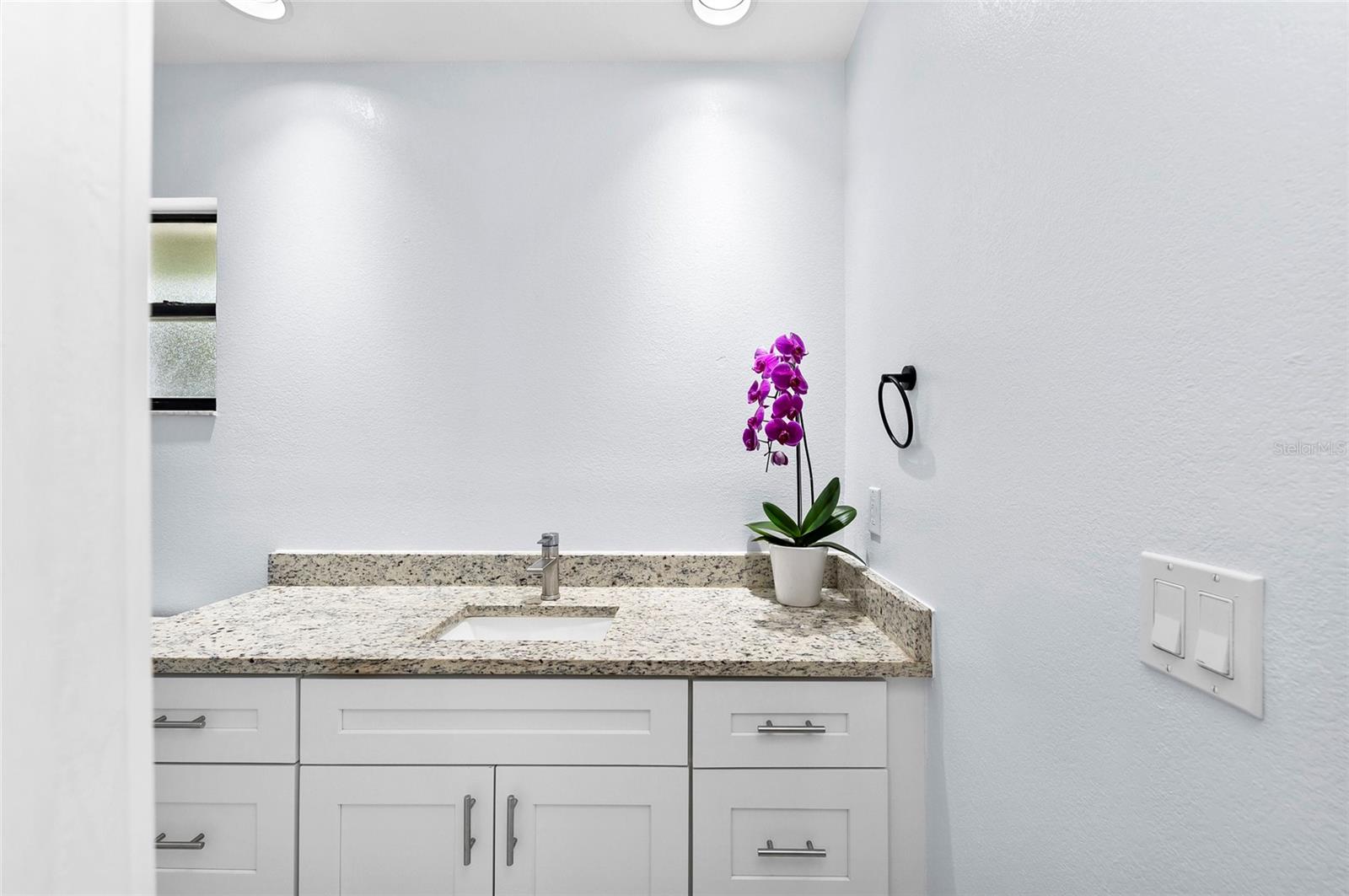 Image 33 of 62 For 6423 95th Street E