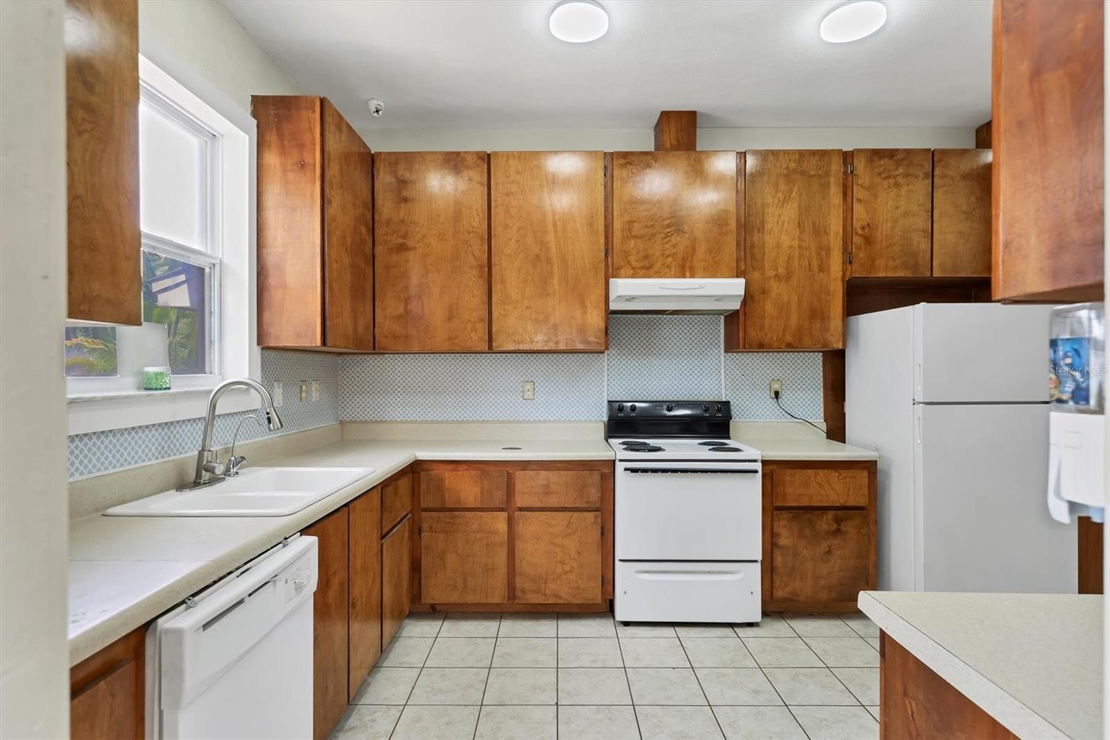 Image 12 of 41 For 2906 9th Avenue W