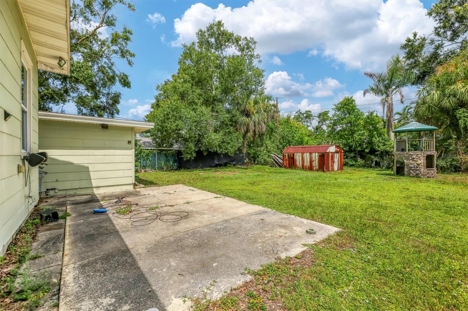 Image 27 of 41 For 2906 9th Avenue W