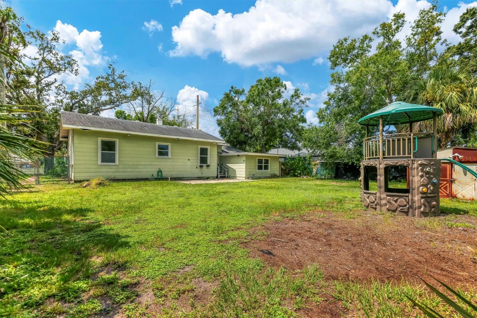 Image 31 of 41 For 2906 9th Avenue W
