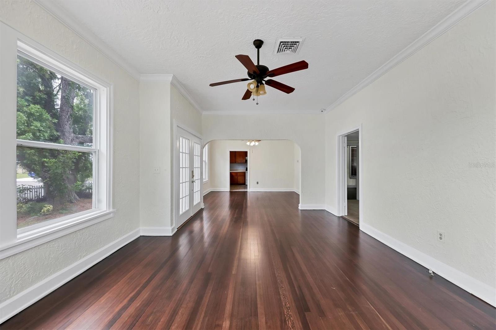 Image 8 of 41 For 2906 9th Avenue W