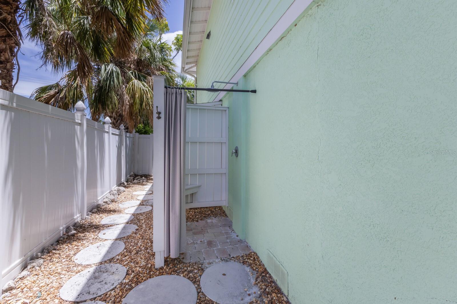 Image 40 of 47 For 771 Jacaranda Road