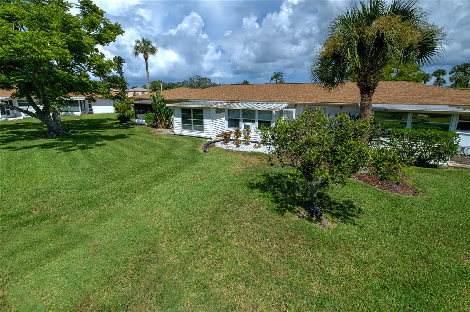 Image 37 of 51 For 5055 Live Oak Circle
