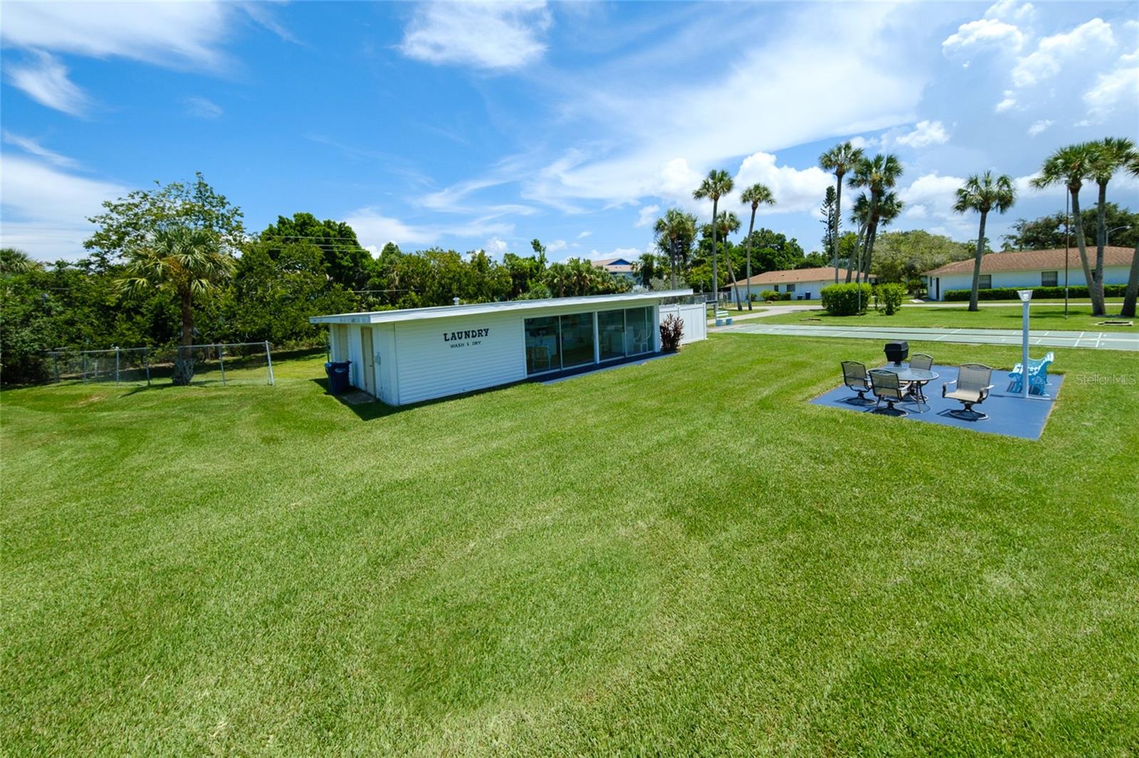 Image 43 of 51 For 5055 Live Oak Circle