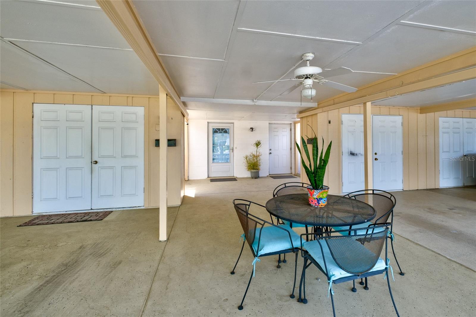 Image 7 of 51 For 5055 Live Oak Circle