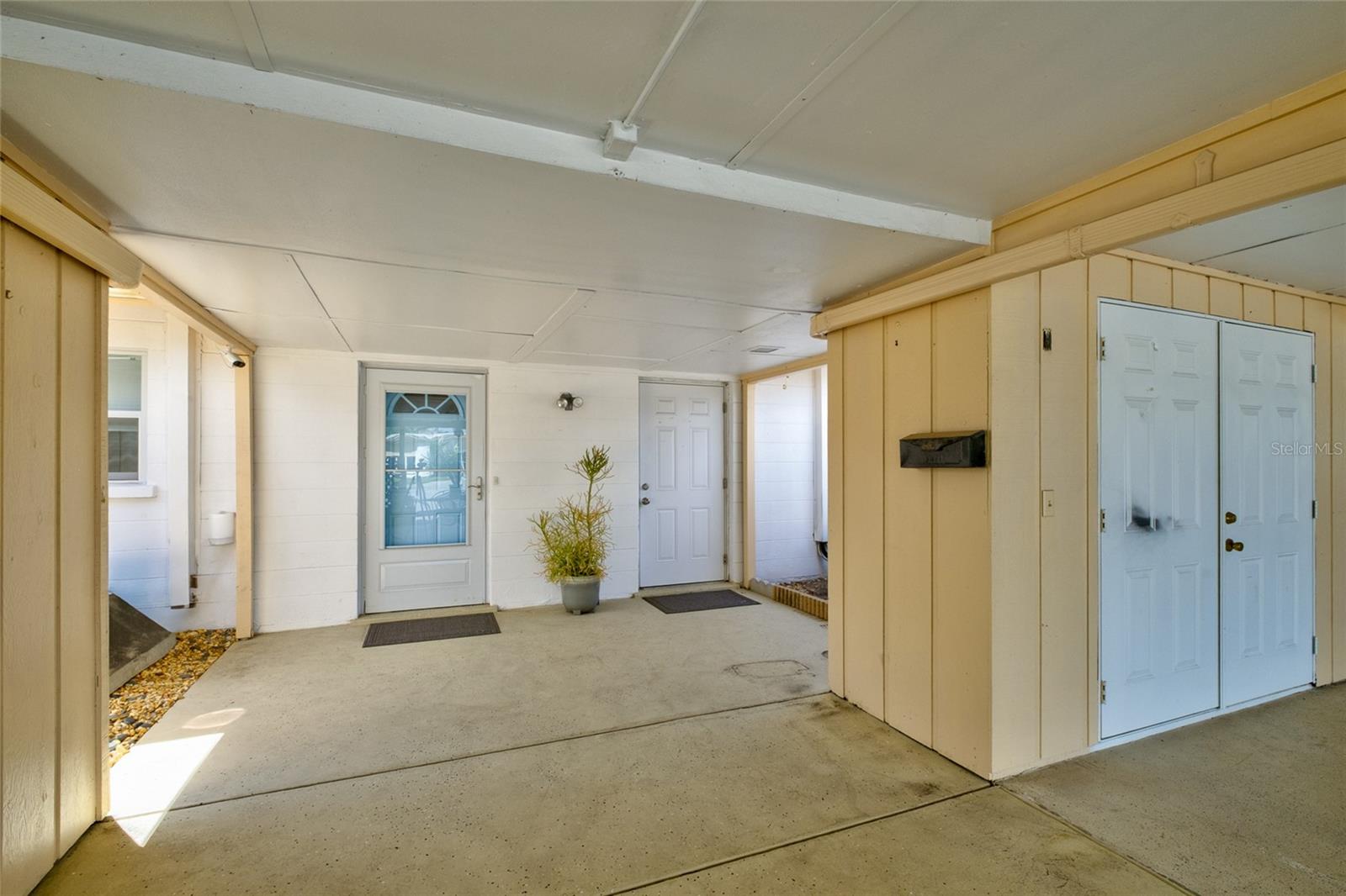 Image 8 of 51 For 5055 Live Oak Circle