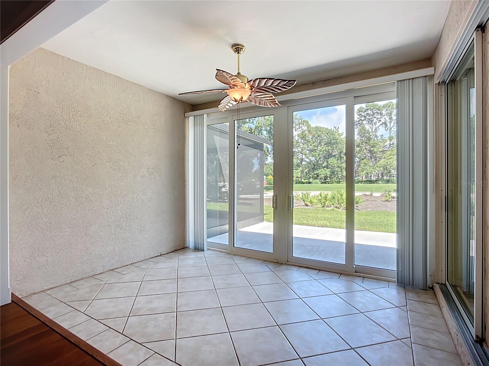 Image 9 of 64 For 6948 Stoneywalk Court
