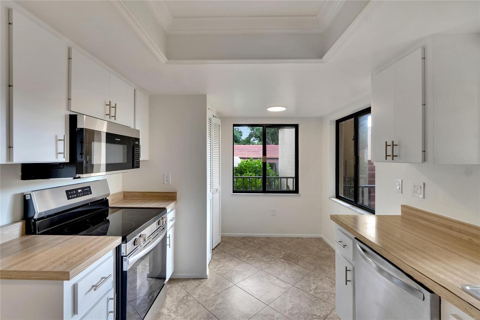 Image 12 of 59 For 3415 Wild Oak Bay Boulevard 427