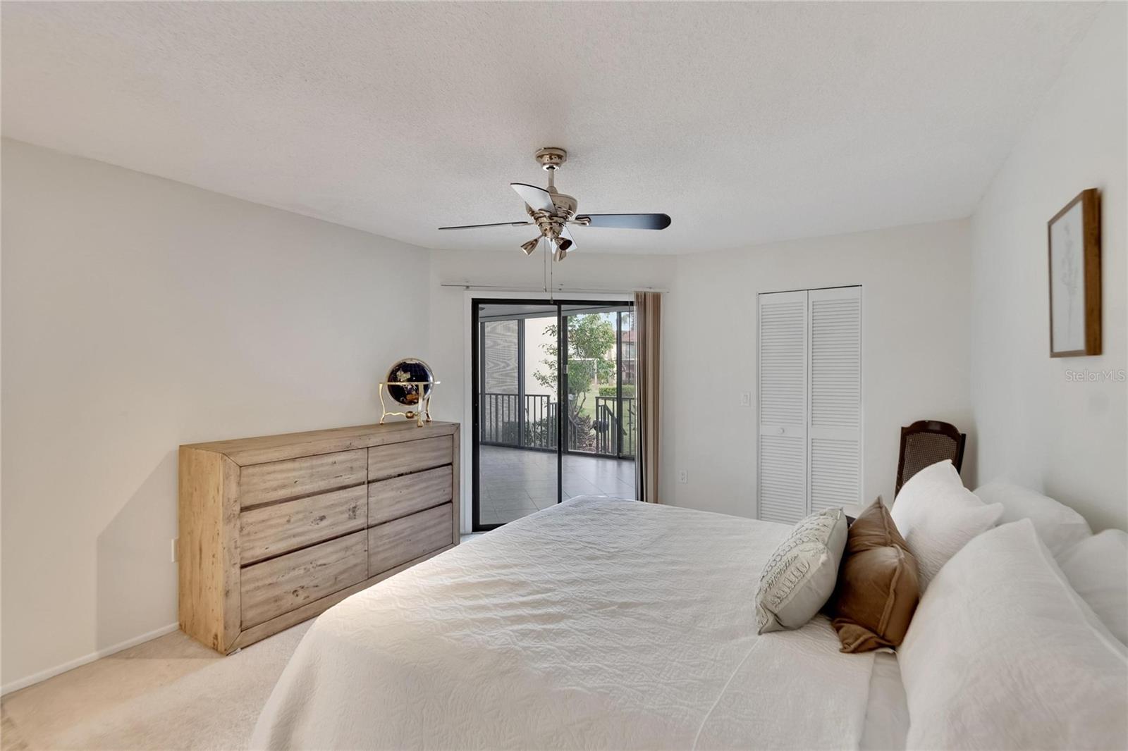 Image 20 of 59 For 3415 Wild Oak Bay Boulevard 427