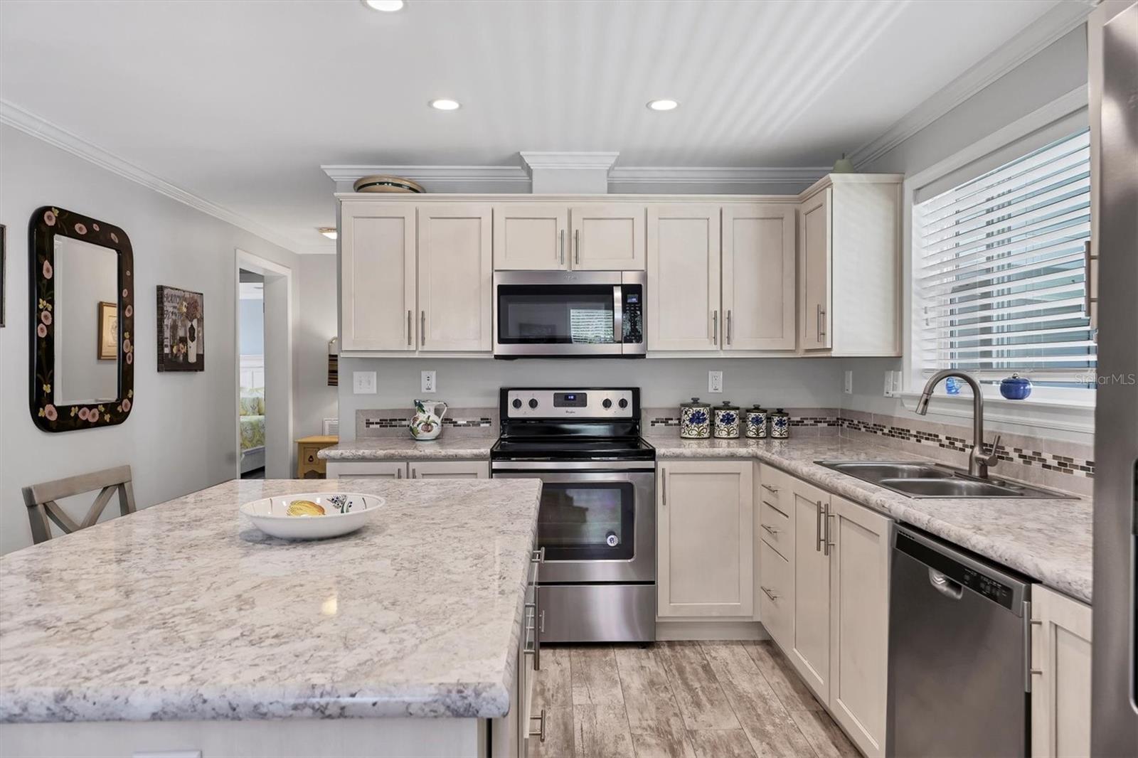 Image 11 of 40 For 3432 71st Avenue E