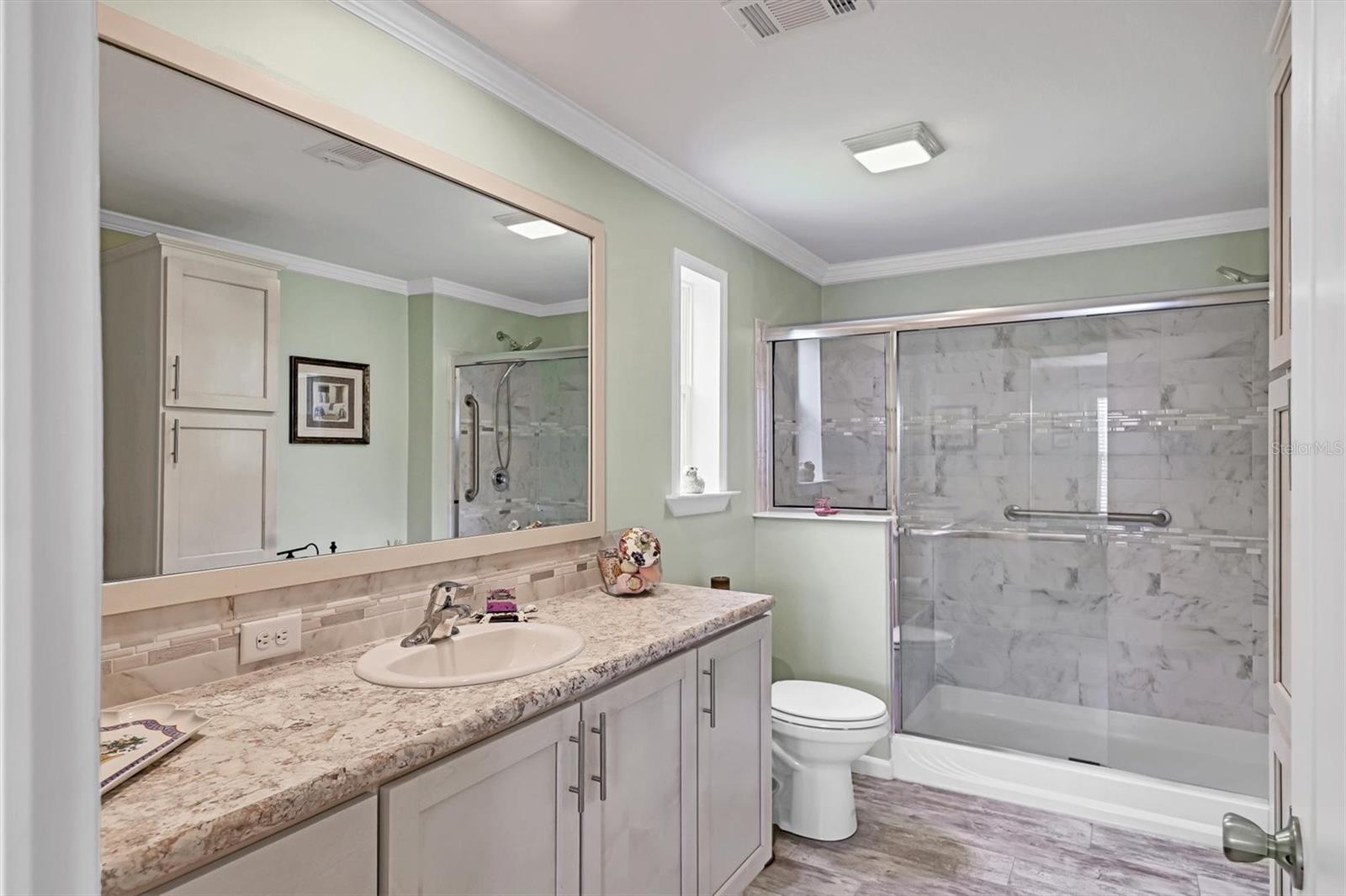 Image 21 of 40 For 3432 71st Avenue E