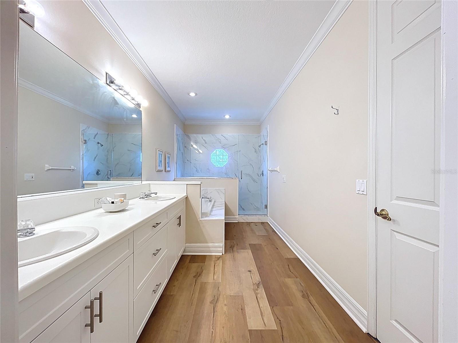 Image 49 of 98 For 3409 54th Drive W 103