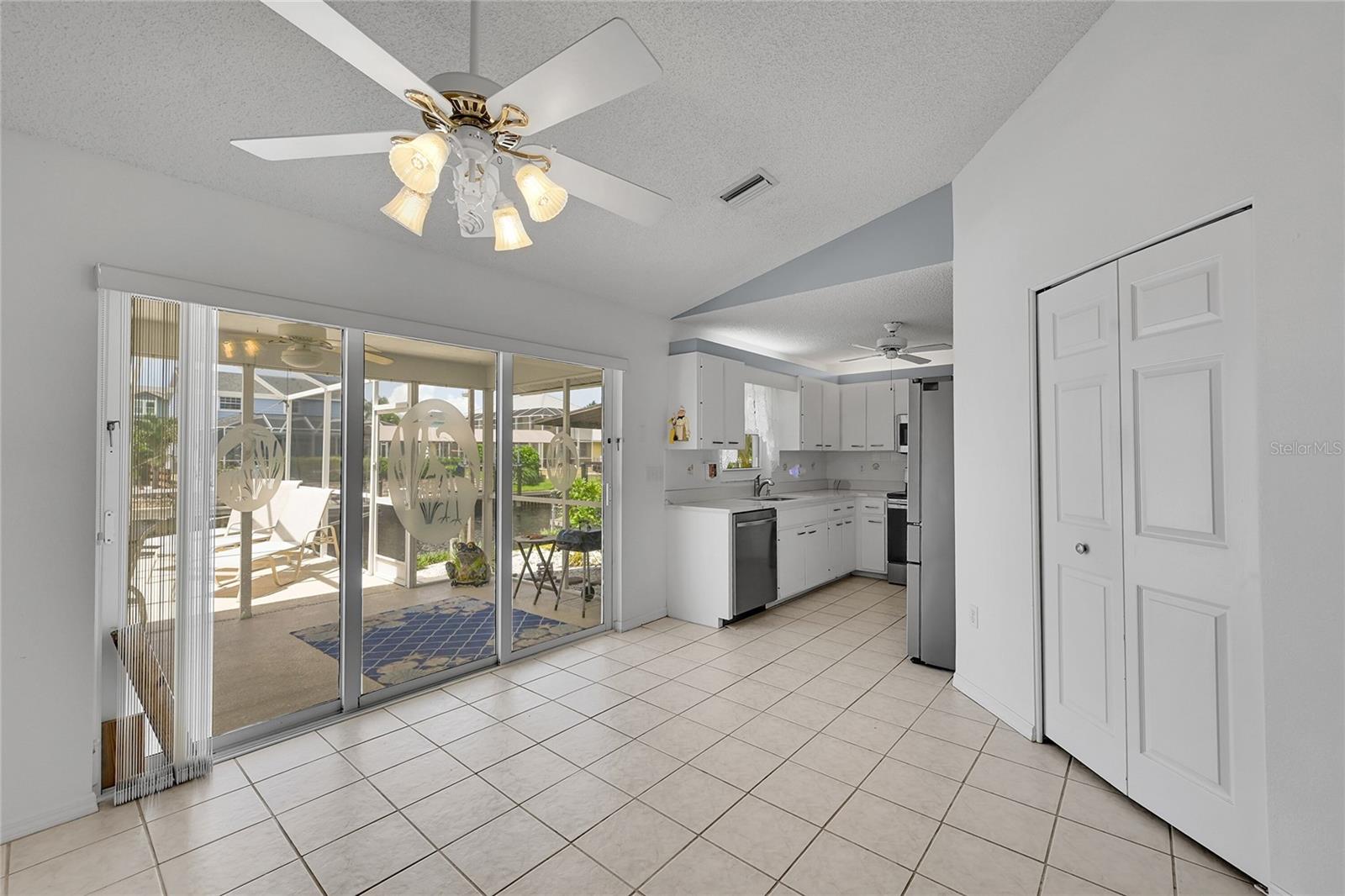 Image 13 of 47 For 4307 3rd Avenue Ne