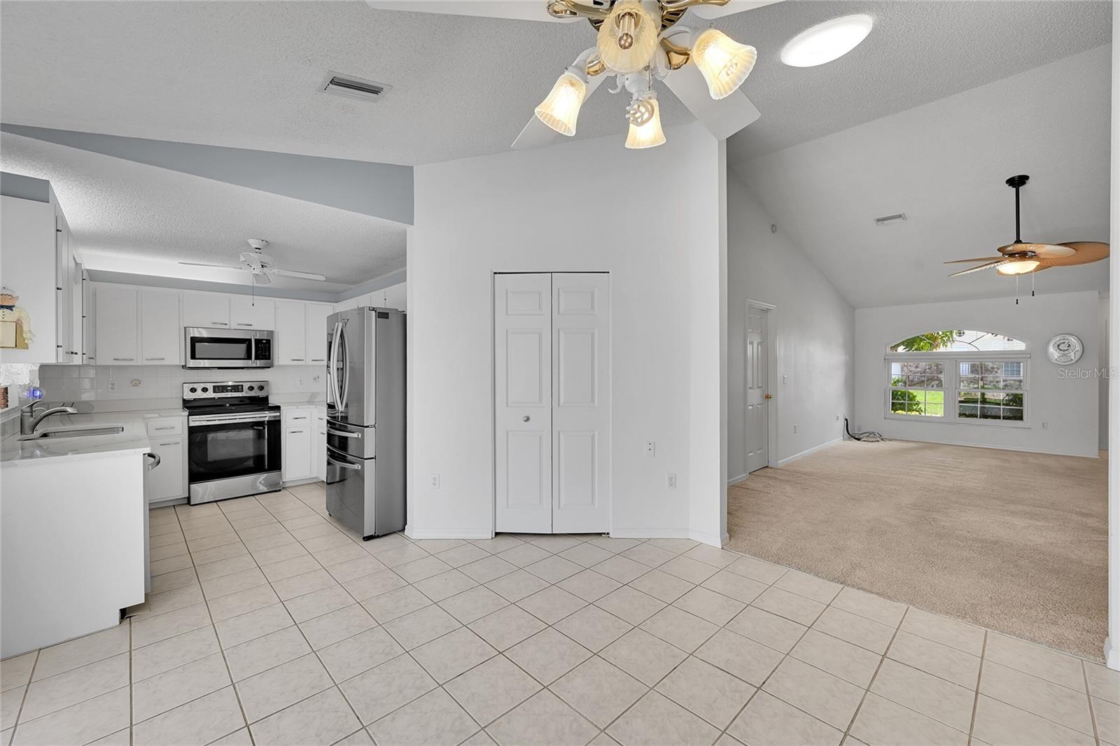 Image 15 of 47 For 4307 3rd Avenue Ne
