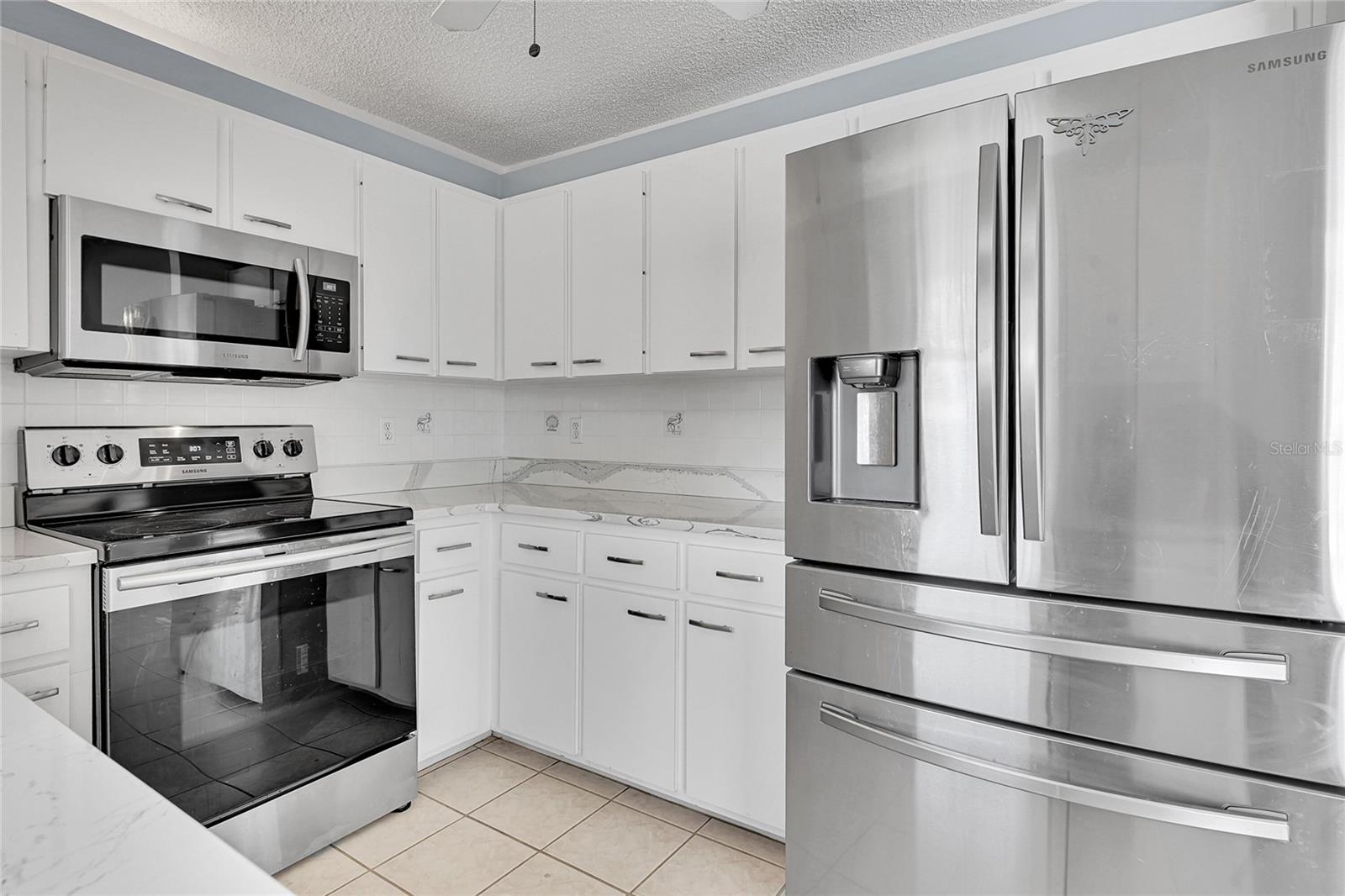 Image 17 of 47 For 4307 3rd Avenue Ne