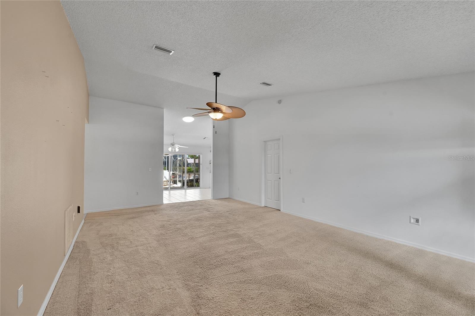 Image 9 of 47 For 4307 3rd Avenue Ne