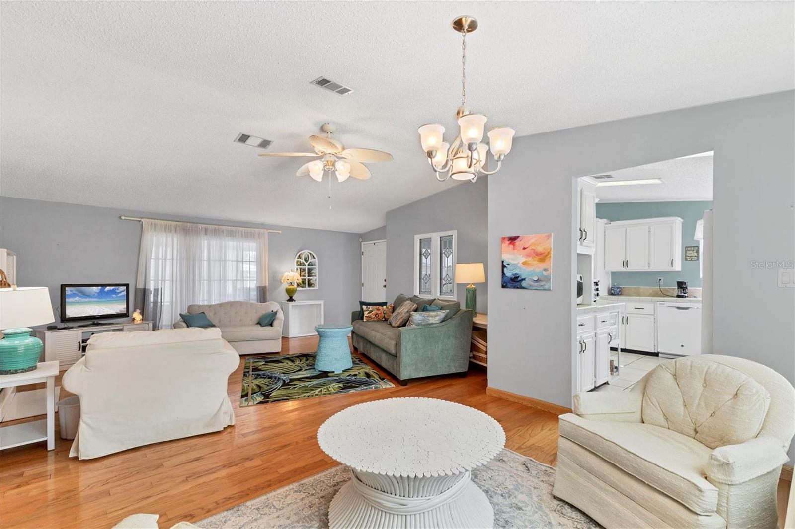 Image 12 of 35 For 6710 36th Avenue E 287