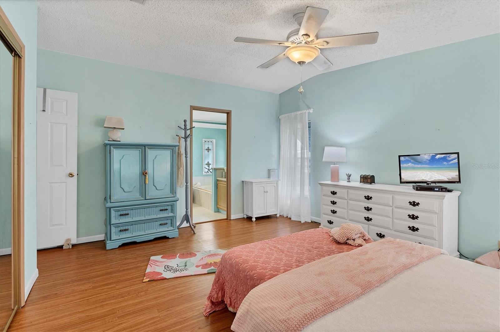 Image 17 of 35 For 6710 36th Avenue E 287