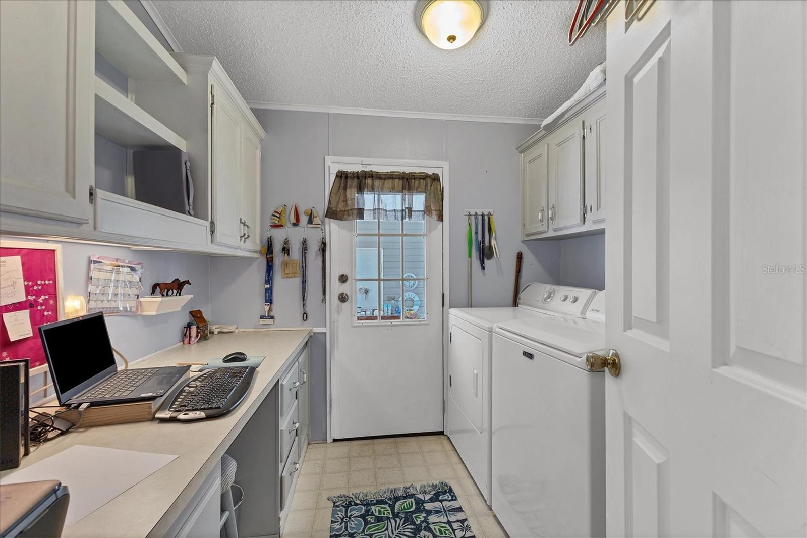 Image 21 of 35 For 6710 36th Avenue E 287