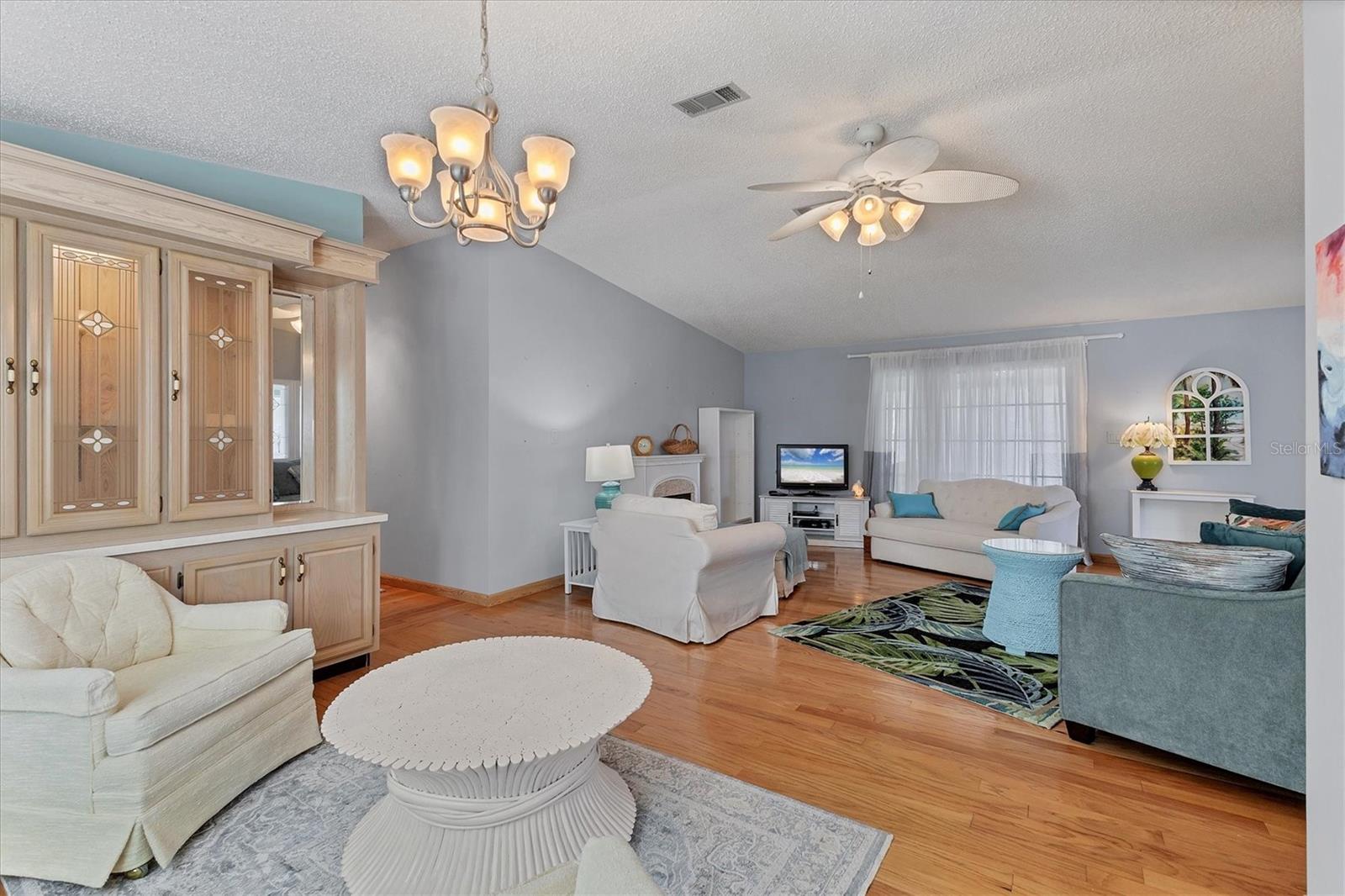 Image 8 of 35 For 6710 36th Avenue E 287