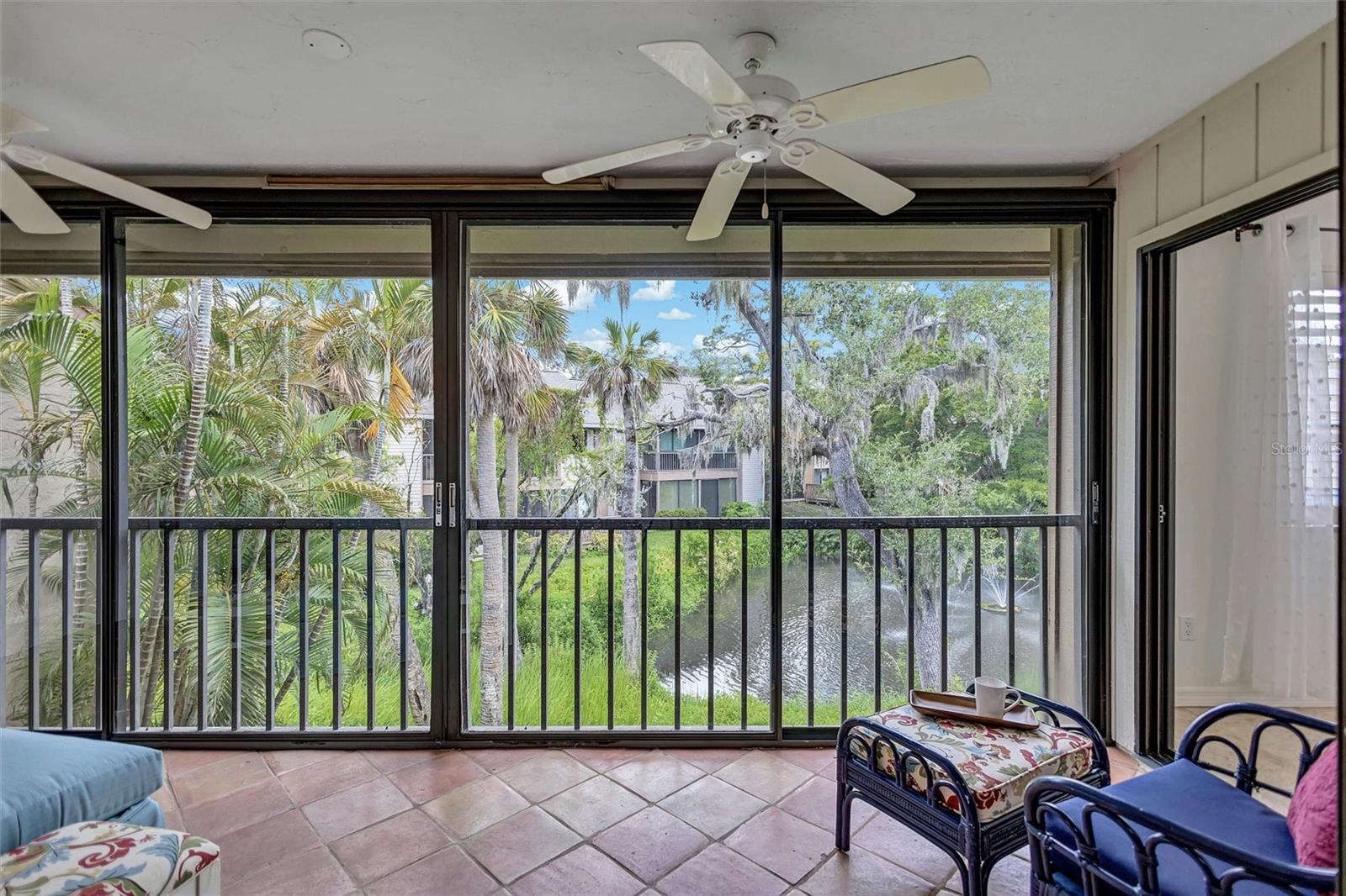 Image 9 of 84 For 1637 Brookhouse Court 244