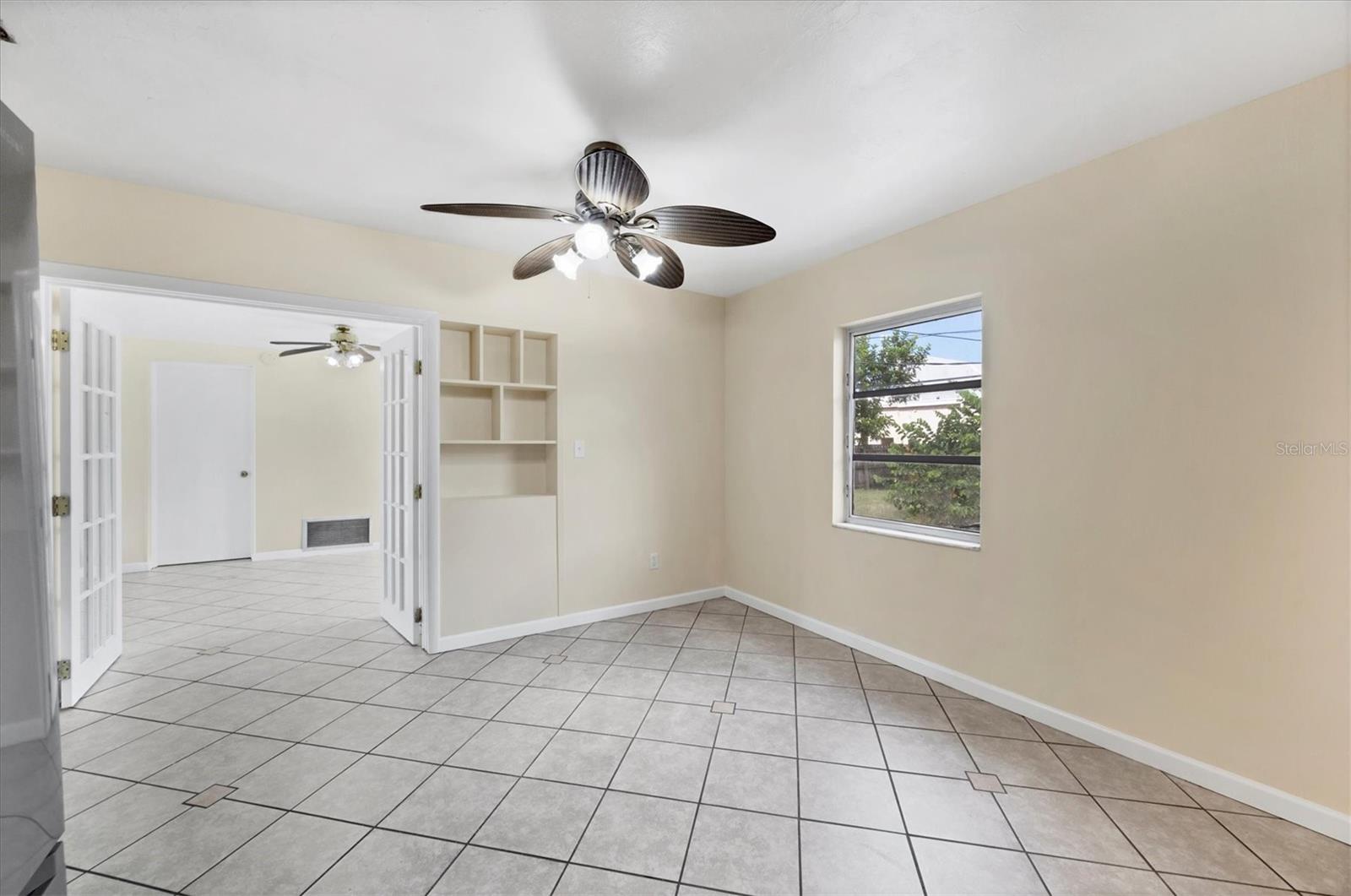 Image 10 of 24 For 4508 Mineola Street