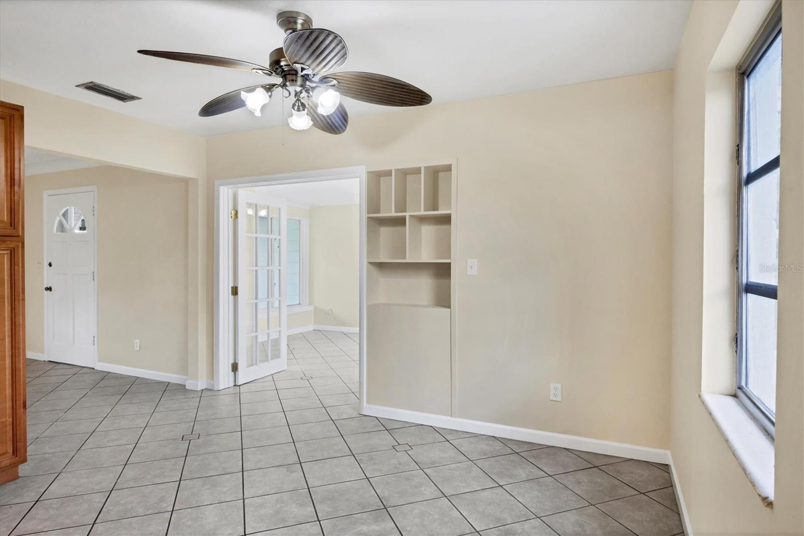 Image 11 of 24 For 4508 Mineola Street
