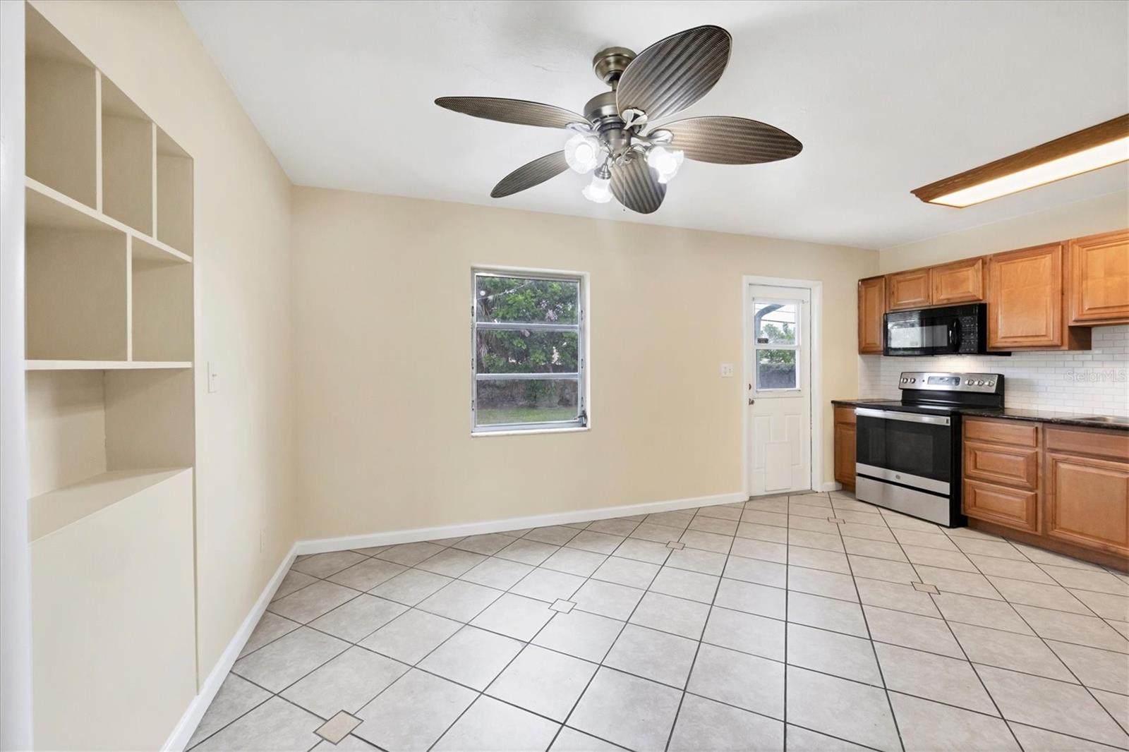 Image 12 of 24 For 4508 Mineola Street