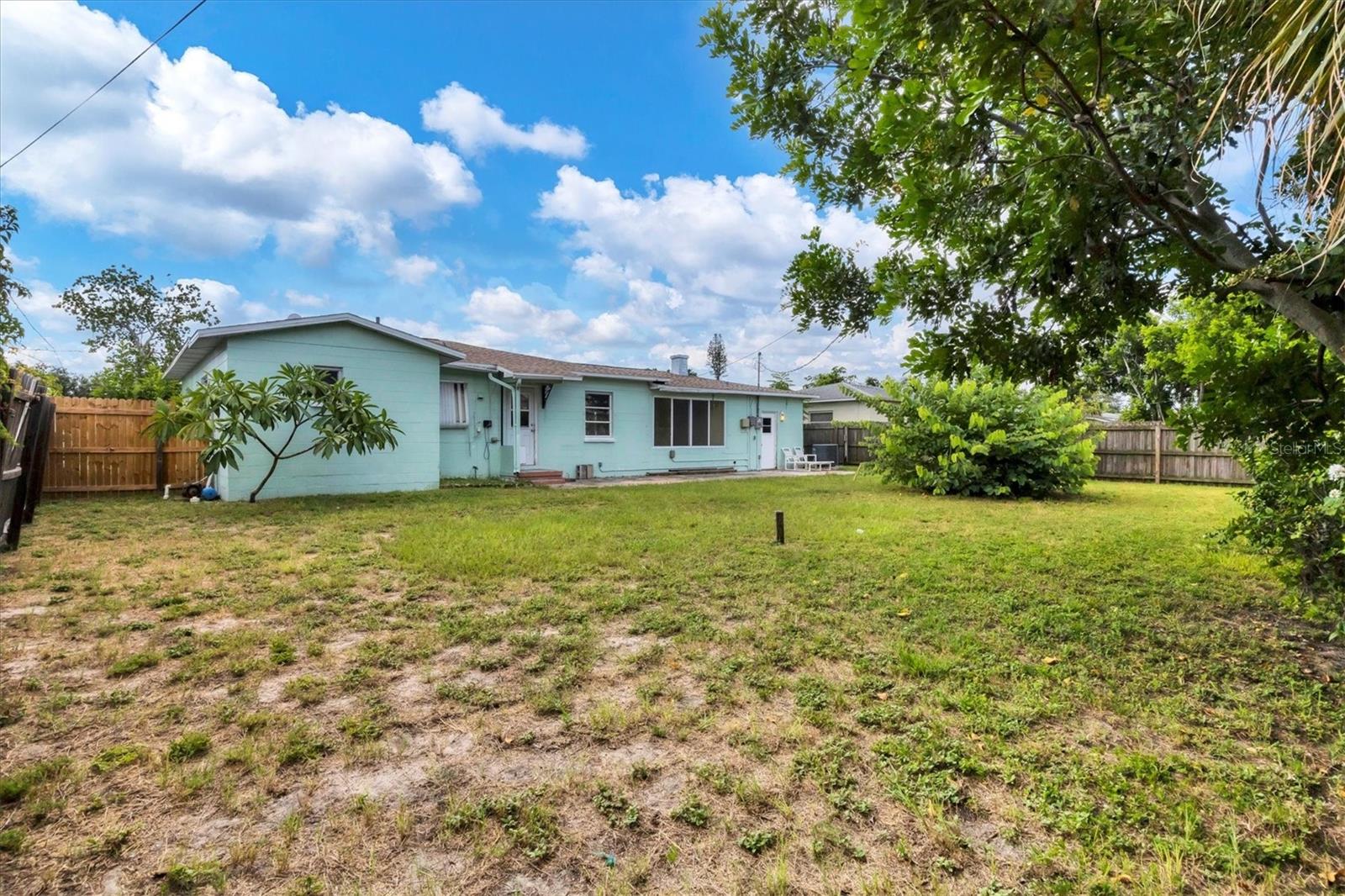 Image 23 of 24 For 4508 Mineola Street