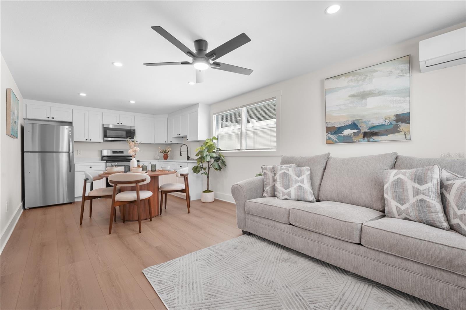 Image 37 of 94 For 3716 7th Avenue W