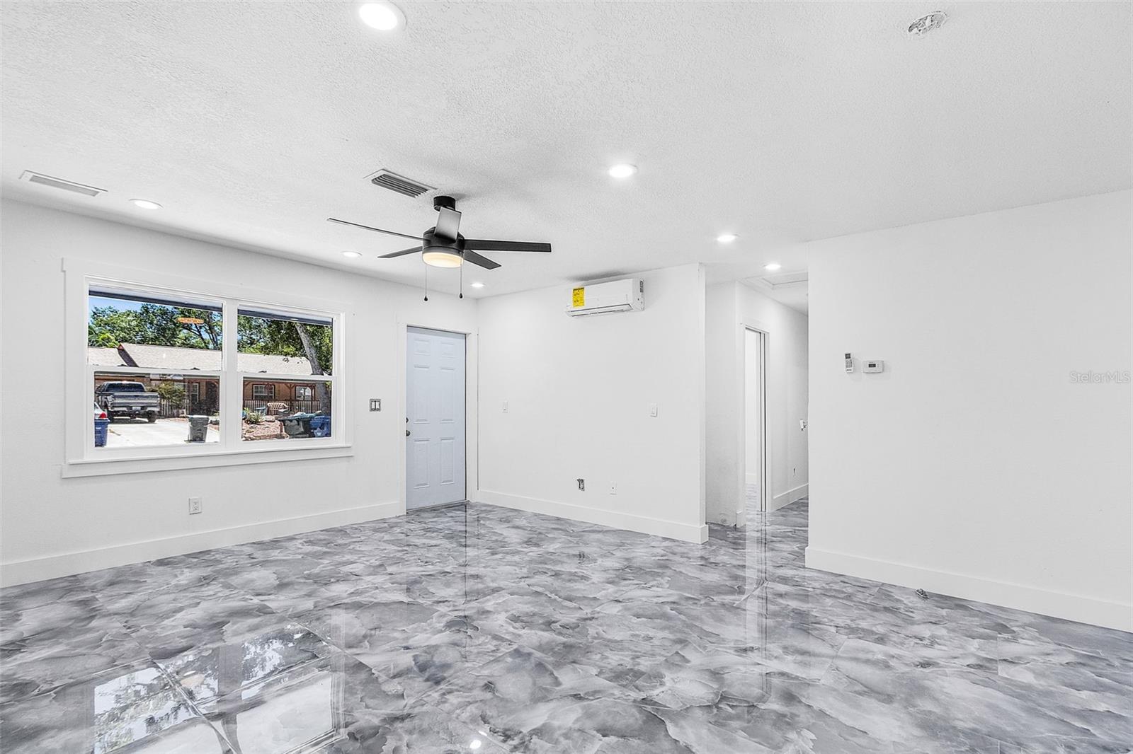 Image 11 of 16 For 3938 Vana Drive