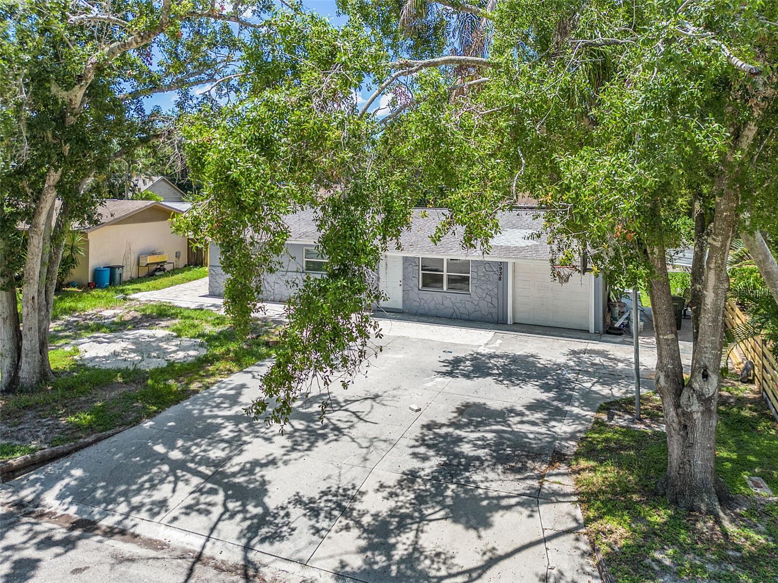 Image 14 of 16 For 3938 Vana Drive