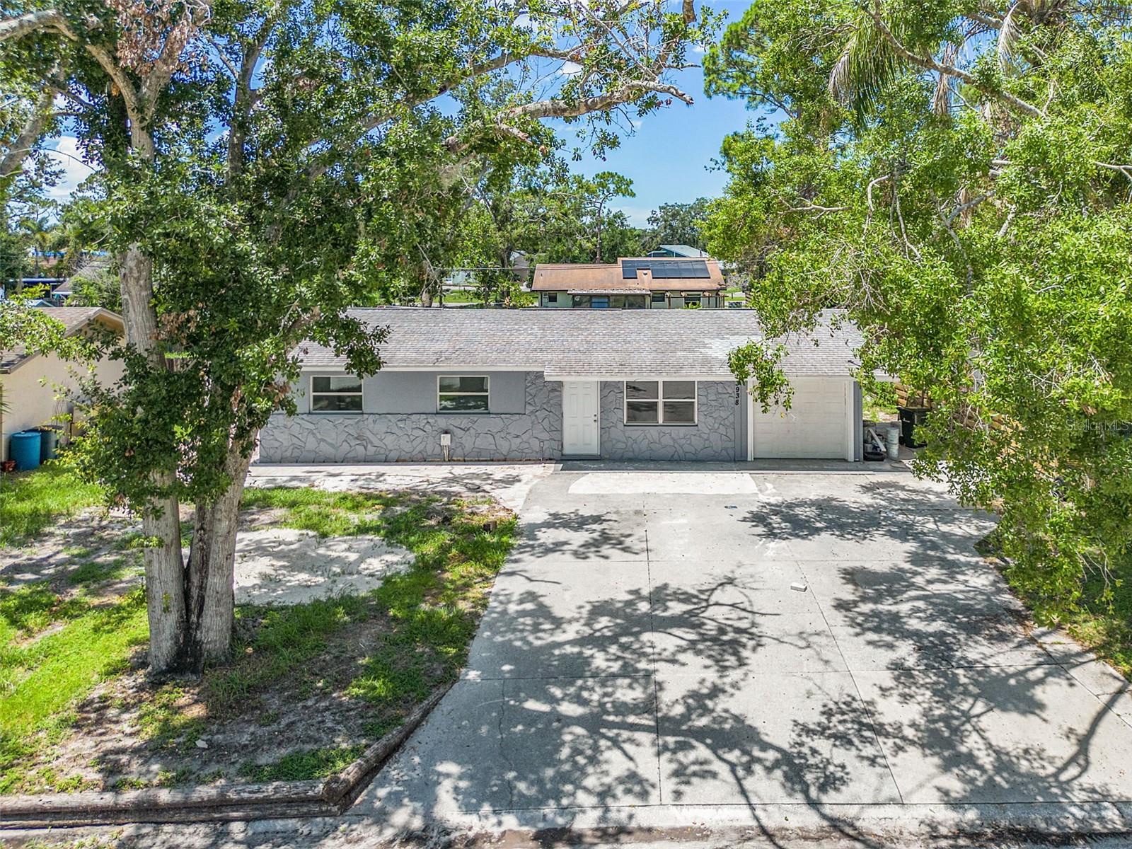 Image 15 of 16 For 3938 Vana Drive