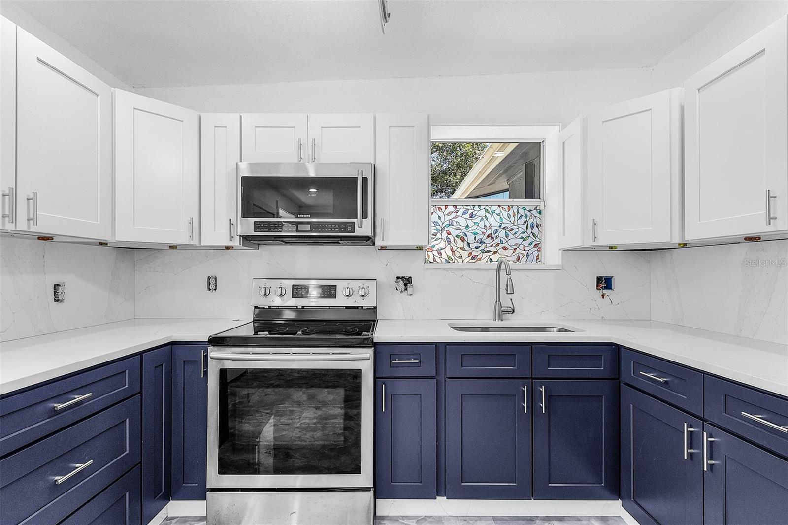 Image 3 of 16 For 3938 Vana Drive