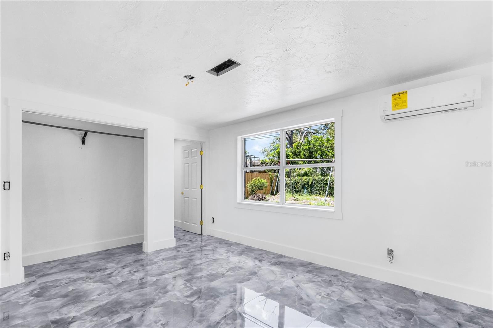 Image 9 of 16 For 3938 Vana Drive