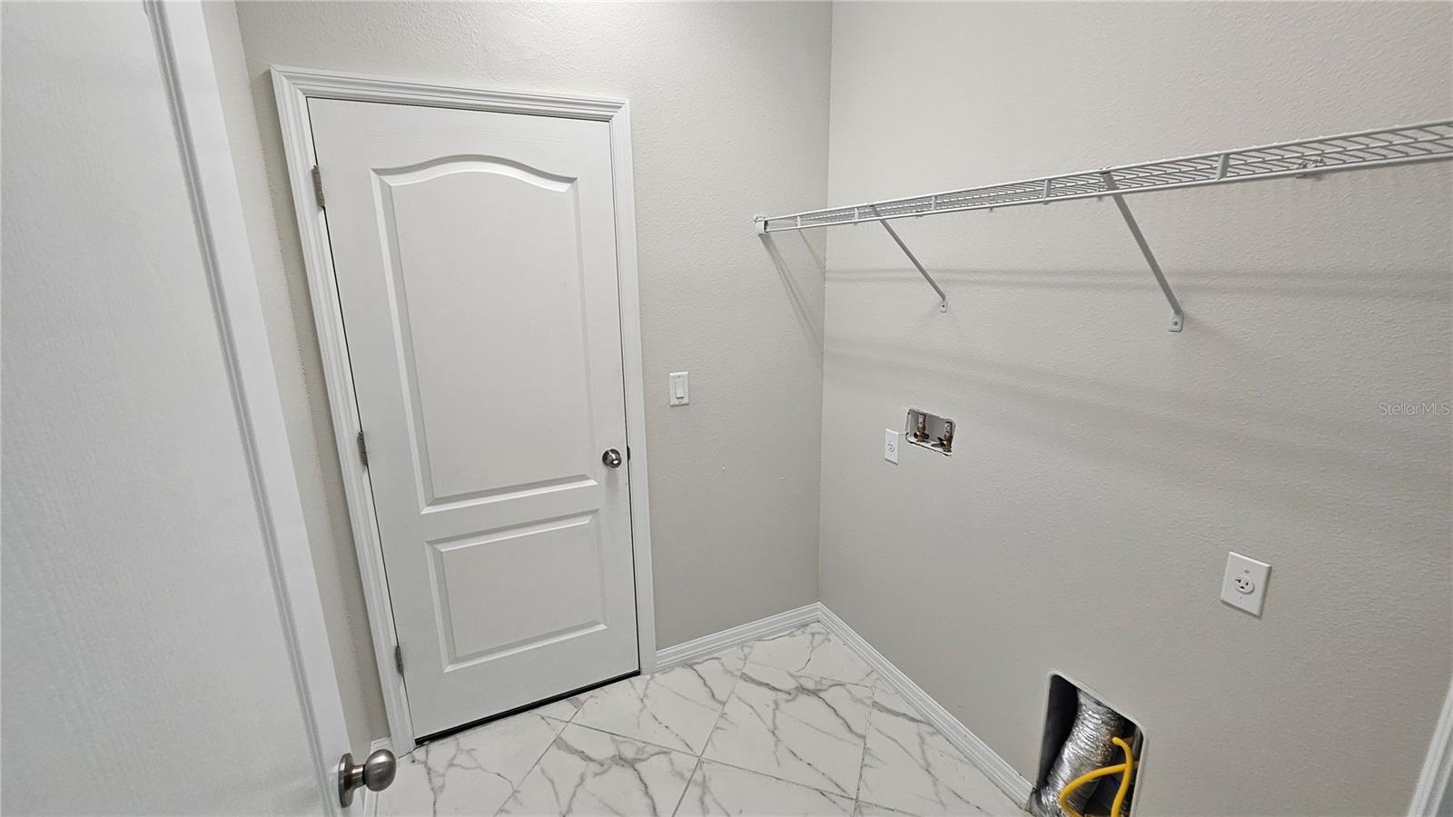 Image 10 of 34 For 447 Casalino Drive