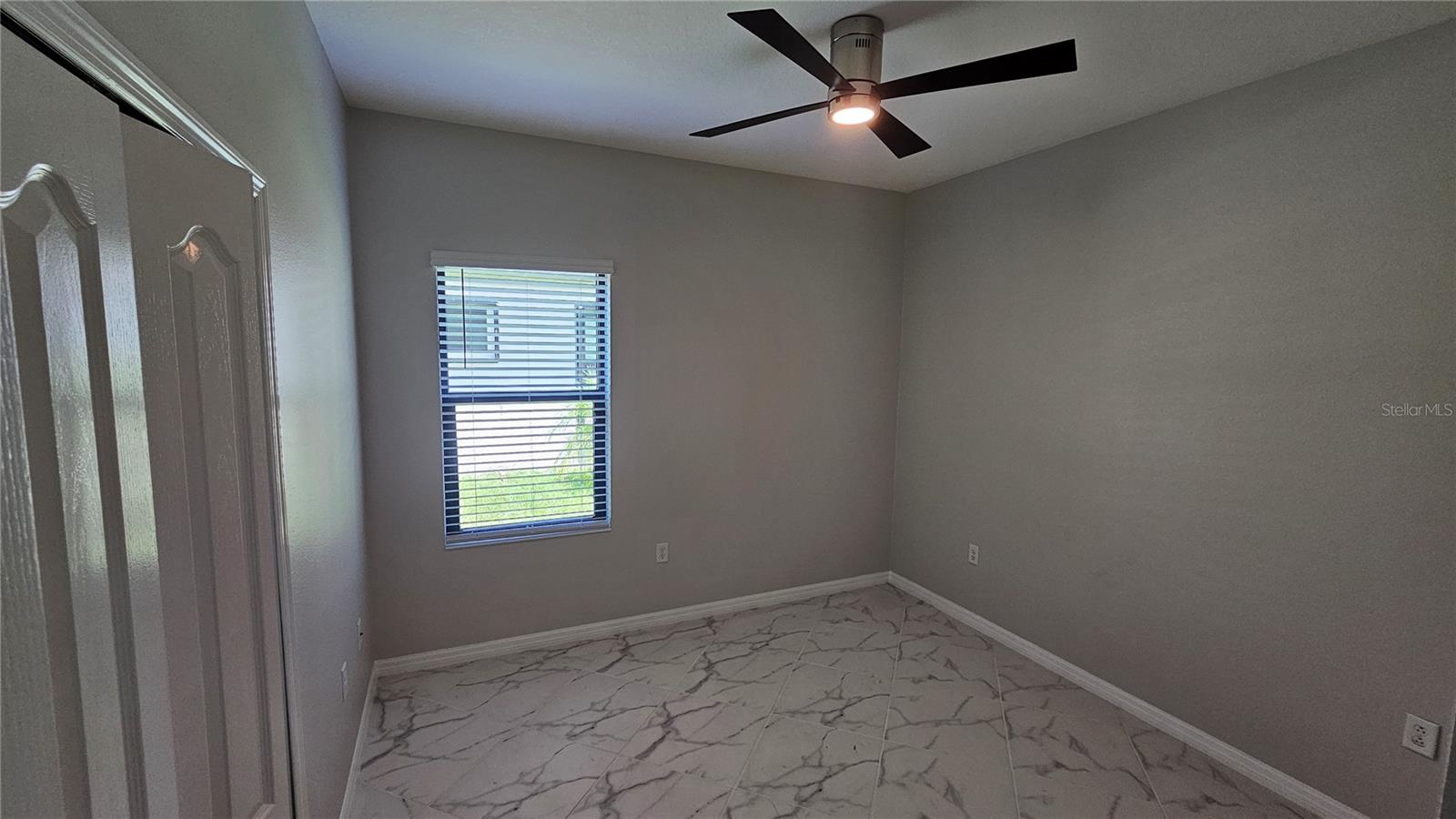 Image 22 of 34 For 447 Casalino Drive
