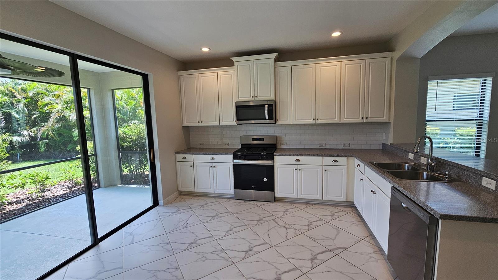 Image 3 of 34 For 447 Casalino Drive