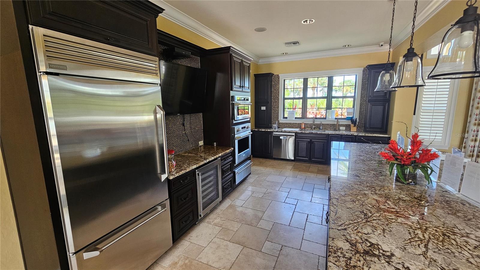 Image 30 of 34 For 447 Casalino Drive
